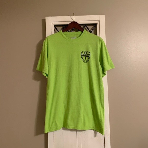 Under Armour Other - Under Armour T-Shirt